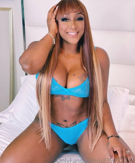 Chanya The Body star sex photo