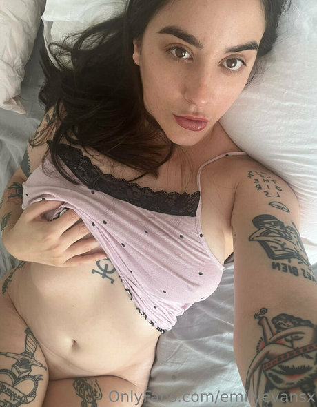 emilyevansx best star galleries