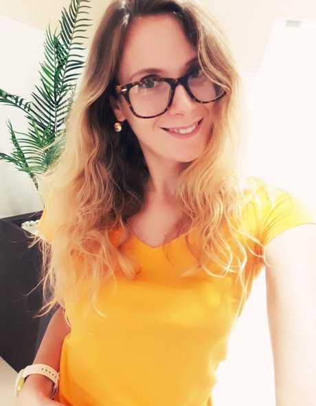 ellyedelweiss star best pictures