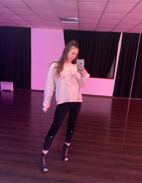 alexasecrets star pretty pics