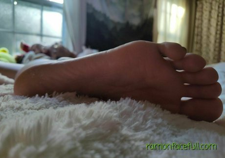 bellsfeetandass pornographic model images