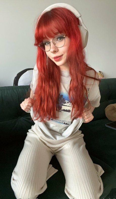 free kovicki pretty model photos