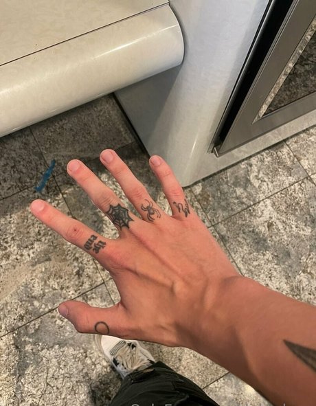 dakarluca sexy actress galleries