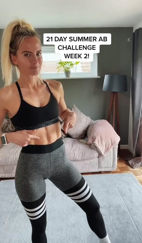 Amy Jo Simpson naked pornstar pic