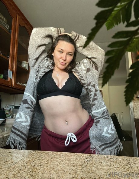 courtneylynnfree model beautiful galleries