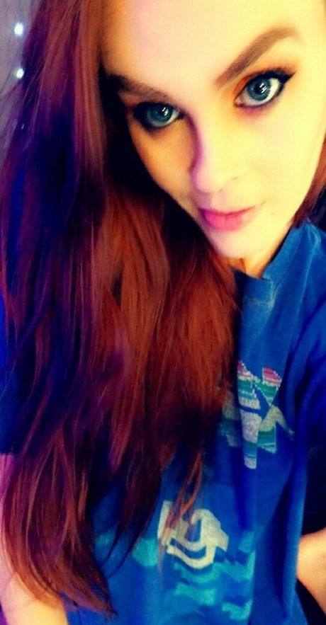 missemberskye nude actress photos