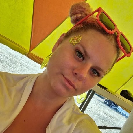 Esme best star pictures