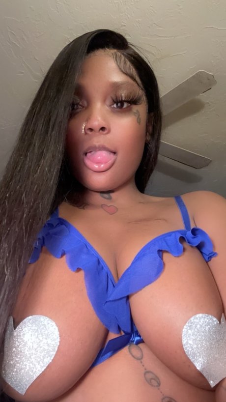 BigPeachy pornstar free images