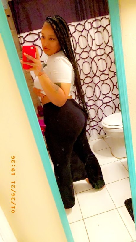 Sasha M Rodriguez beautiful actress img