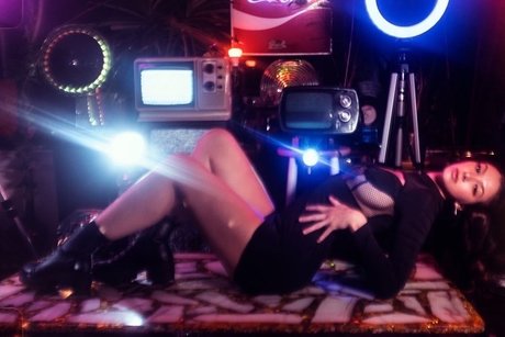 Dhania nudes star images