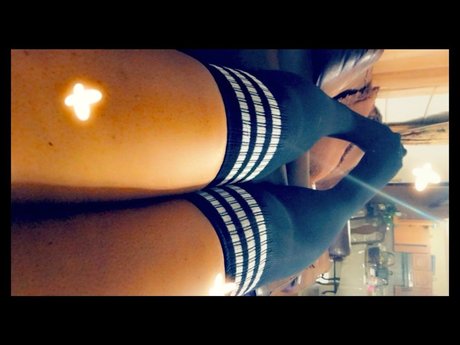 Mila Venus free star gallery