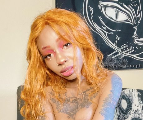 Cassee Joseph erotic model pic