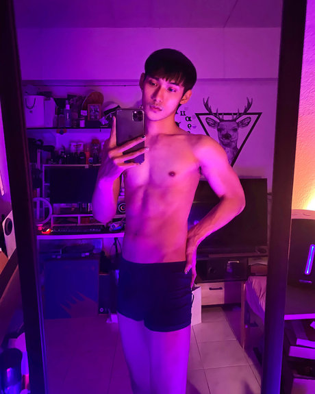 _BillionX model top pic