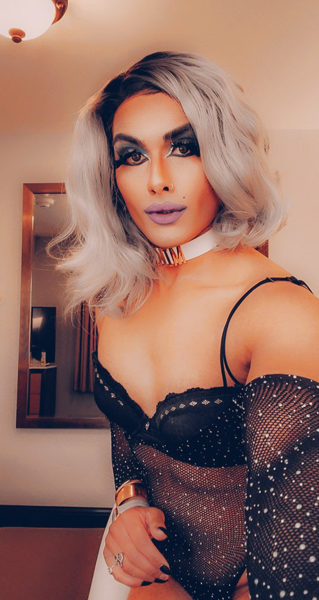 Mikah Doll exclusive pornstar image