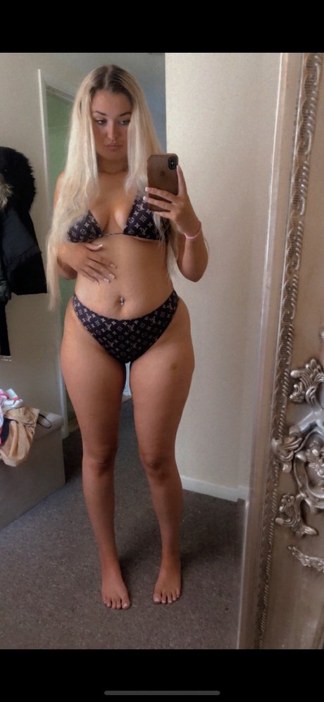 Bigbattyblondxo pornstar pretty images