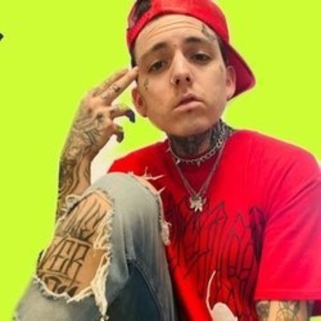 milli rock with a hard cock_ nude actress photo