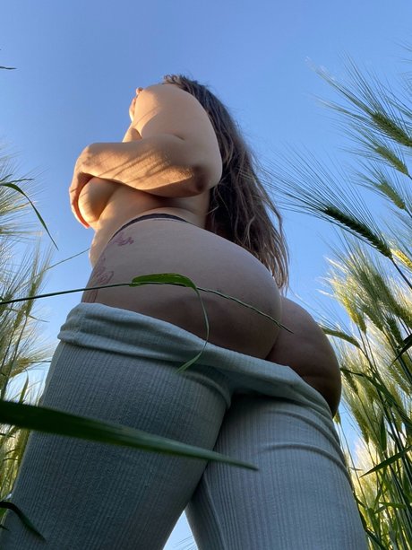 Chanice Aphrodix art model image