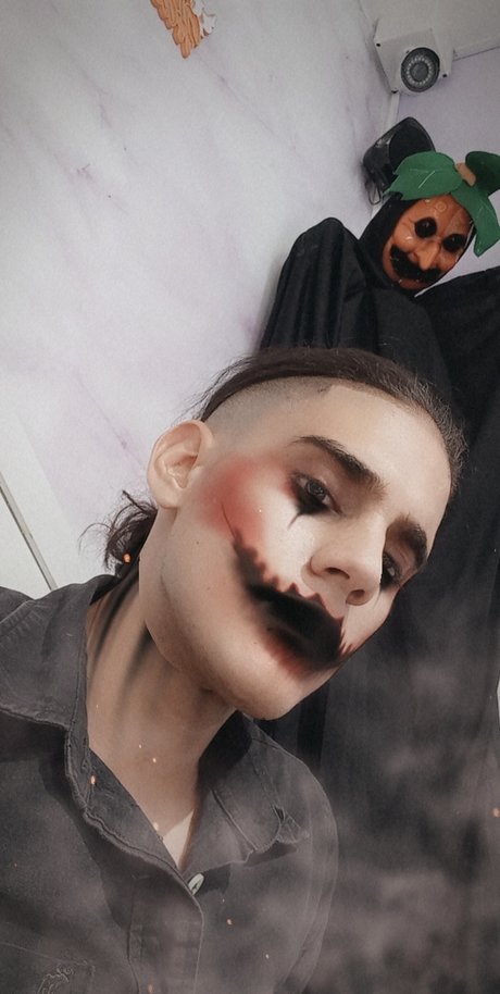 Juan Carlos Celis Romero model pictures