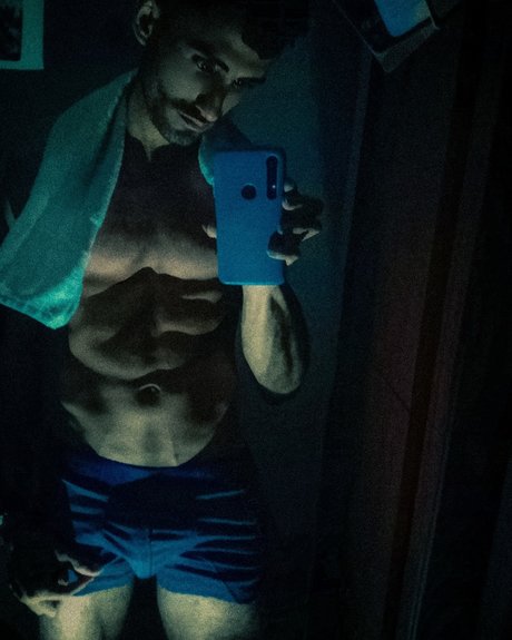 Carlos Garc a model pretty photo