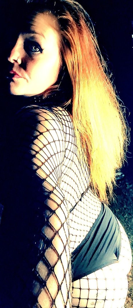 Carebear lover sexy model pic