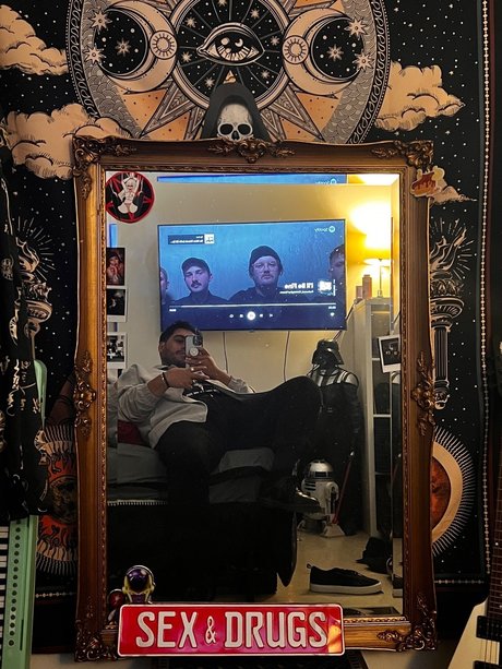 Jeffreakish erotic model pictures