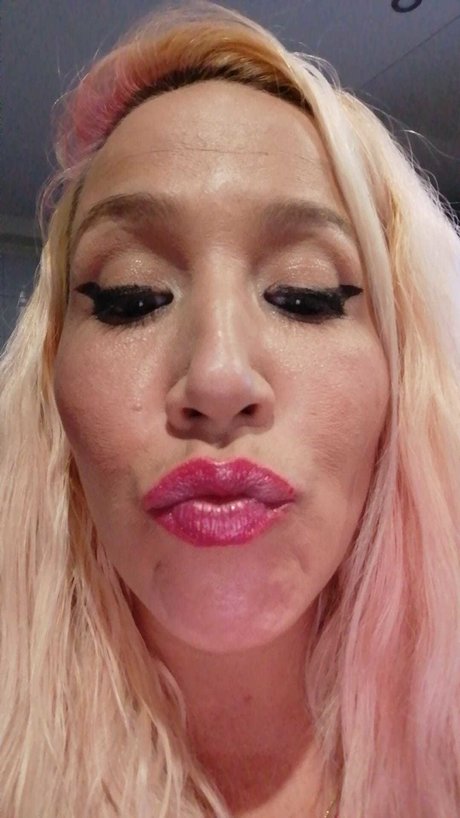 Jennifer XxX star perfect pics