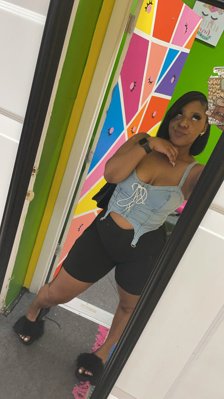 Tingzzz pretty model galleries