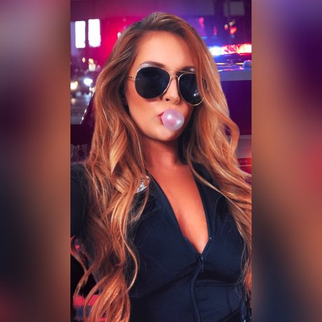 Miss Maggie May nice pornstar img