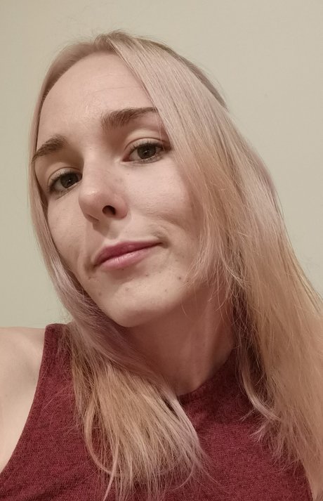 Miss Louise Emma hd star archive