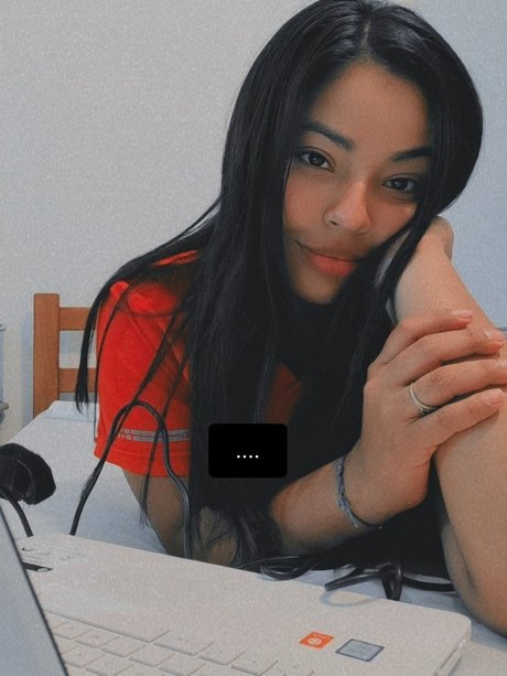 Fernanda Gomez star exclusive photo