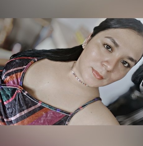 Isaveneno adult model image