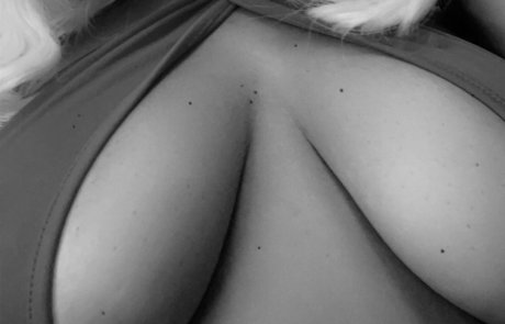 Dominican Jalape o_ hot model gallery