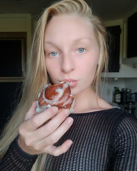 Missxenaxo art actress gallery