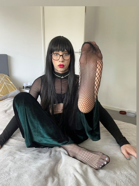 VikyTate nice actress images