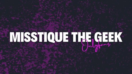 Misstique The Geek star nice pics
