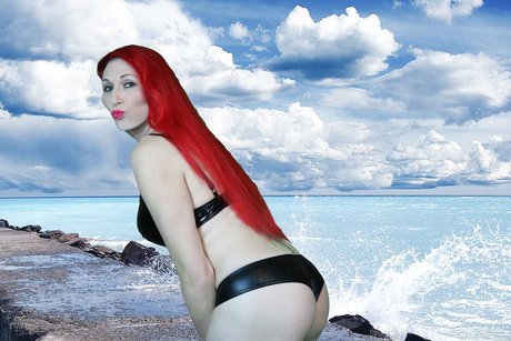 ReginaTwist nude pornstar pictures