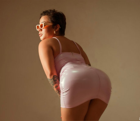 Karoll Sibaja pornstar pics