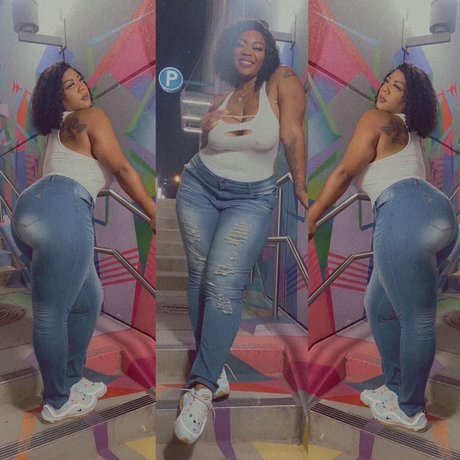 Iamkarmellaboss exclusive actress photo