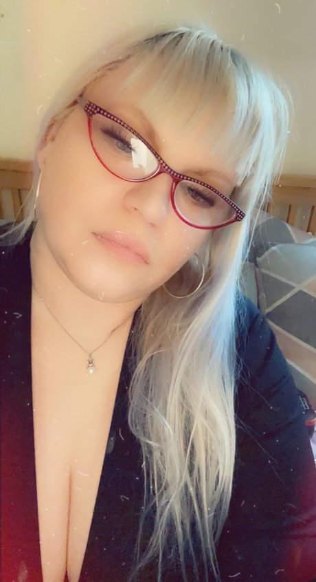 Penny Leathers free star pics