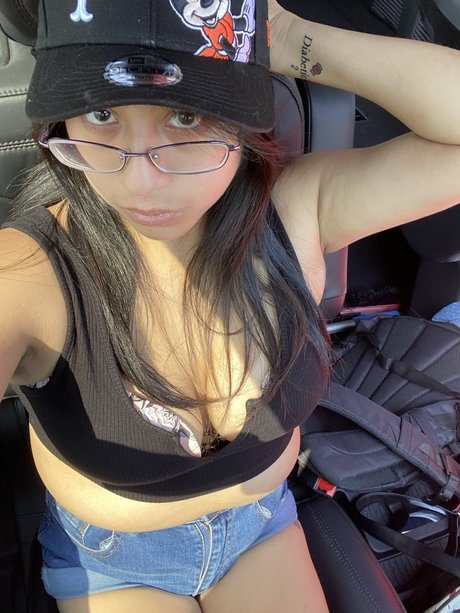 _QueenChocoMilk_ erotic actress gallery