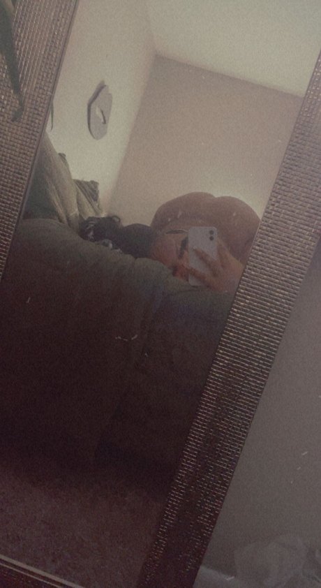 HIPPI_ model erotic archive