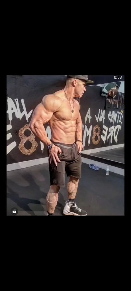 Hector the Hammer naked actress pictures