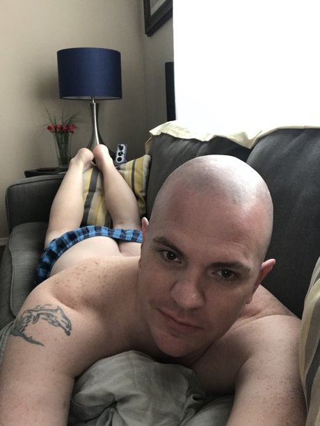 Mrcleannaked sex model pic