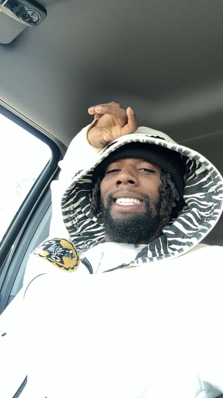 Mr bone_ free model pictures