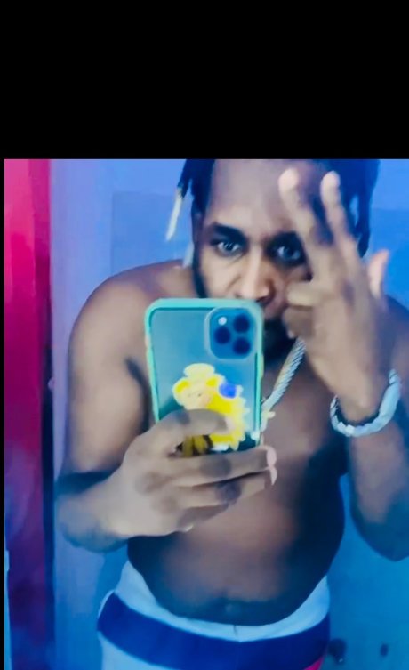 MR BLACK LA FAMA art pornstar pic