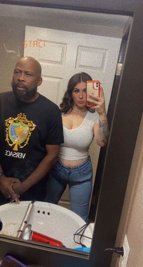 Anastacia amp amp The Mature Bull porn star gallery