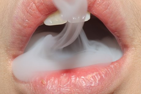 MOUTH model exclusive pics