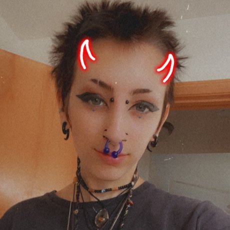 Local Cryptid star erotic pics