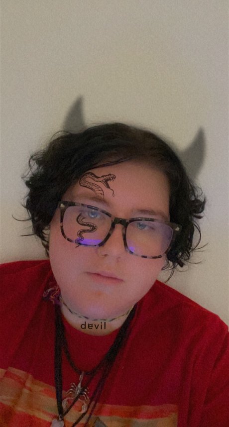 MortisTrans pretty pornstar pics