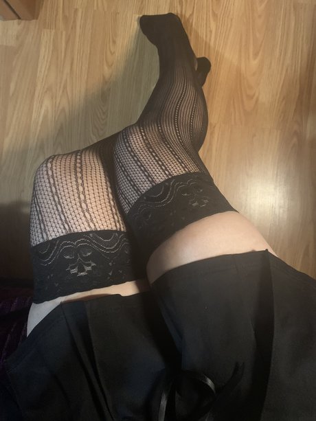 Morrigan Rain pretty actress galleries